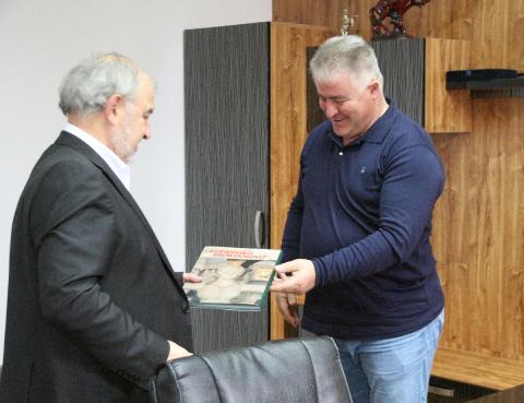 Подписване на договор